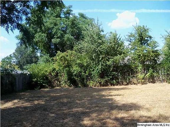 2nd image of 2512 Deerfield Ln