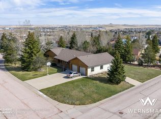 2400 Hillcrest Dr, Gillette, WY 82718