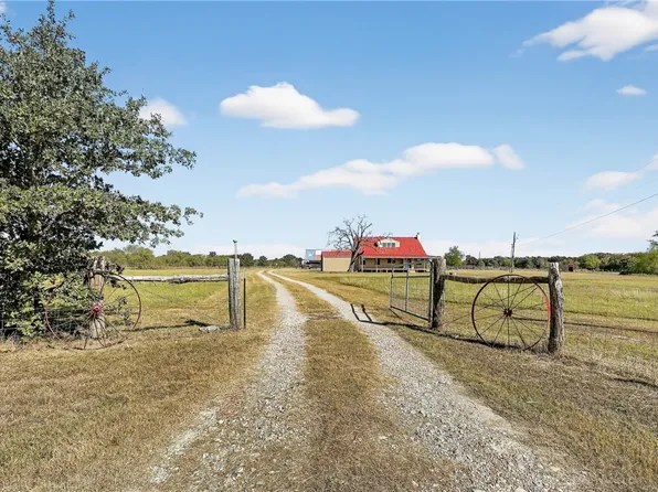 6052 County Road 157, Iola, TX 77861