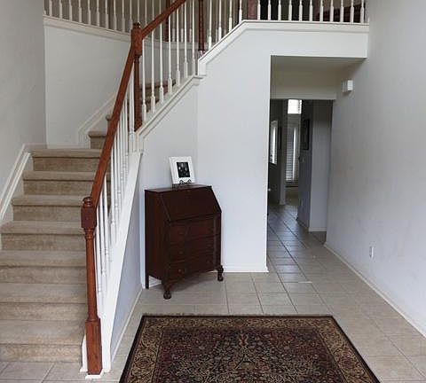4th image of 3941 Hollyberry Ln