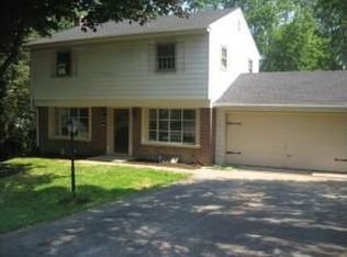 1527 Springside Dr, Lancaster, PA 17603