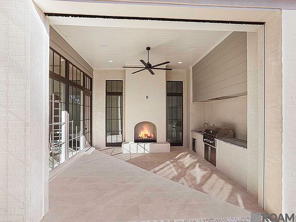 5th image of 723 Adelia Ln