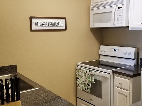 4th image of 4515 Briar Hollow Pl APT 210