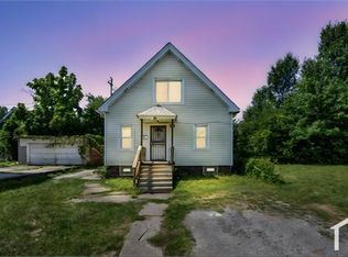 788 London Rd, Cleveland, OH 44110