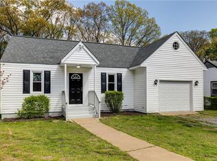 9355 Carroll Ln, North Chesterfield, VA 23237