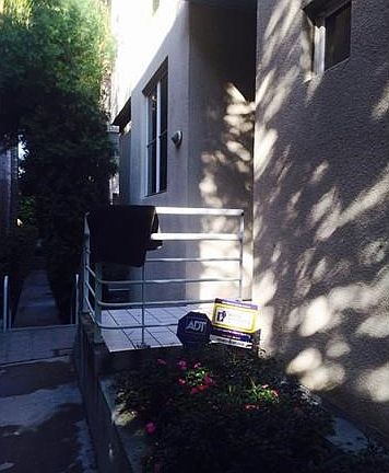 3rd image of 18215 Burbank Blvd Unit 8