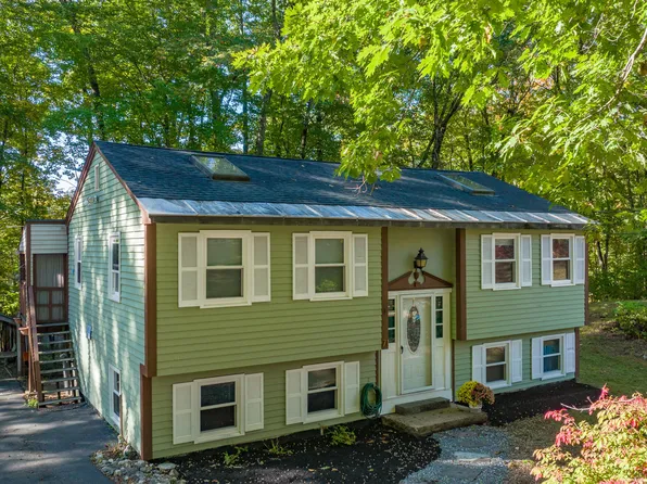 71 Mountain View Road, Waterboro, ME 04061