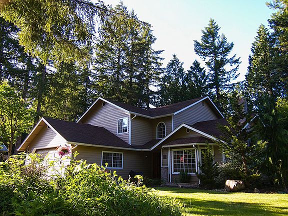 2nd image of 11848 Deer Trail Ln SW