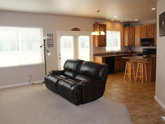 4th image of 2631 W Mont Sur Dr