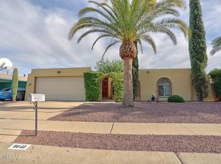 9640 E Barrudean Hills St, Tucson, AZ 85748