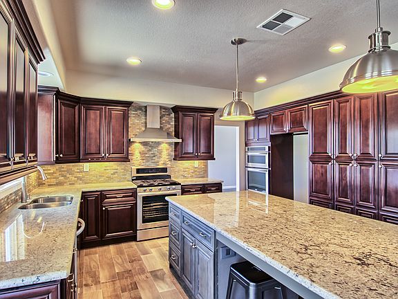 5th image of 10991 Yunis Ct