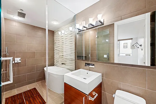 Sold by Brown Harris Stevens | media 6