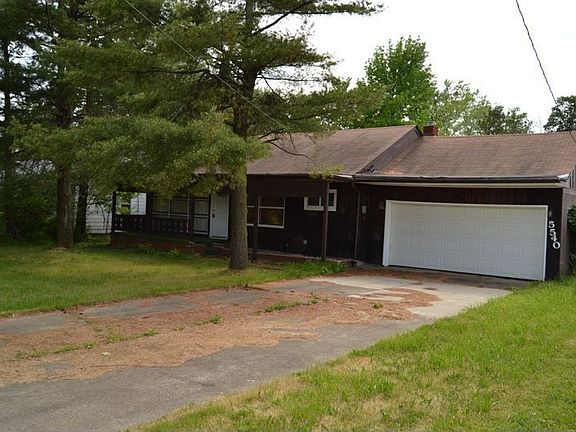 2nd image of 5540 Columbia Dr