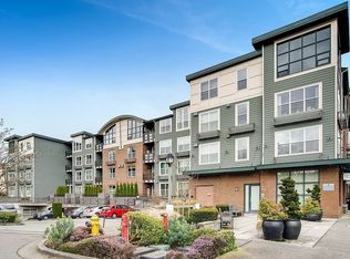 16275 NE 85th St APT 312, Redmond, WA 98052