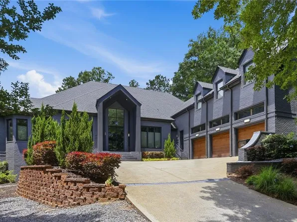 610 Club Ln SE, Marietta, GA 30067