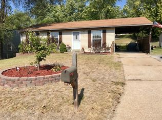 3050 Saint Camella Ln, Saint Charles, MO 63301