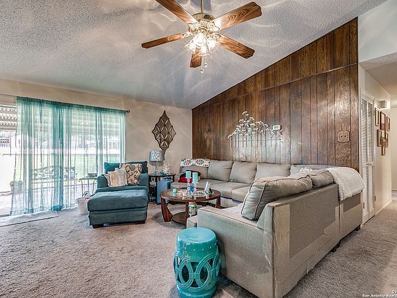 5th image of 715 CHANNING AVE