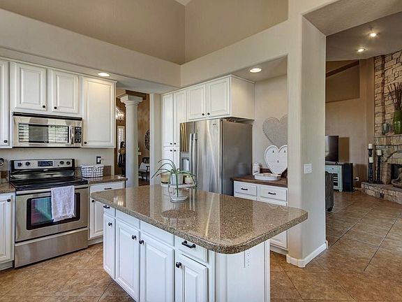 5th image of 12650 E Lupine Ave