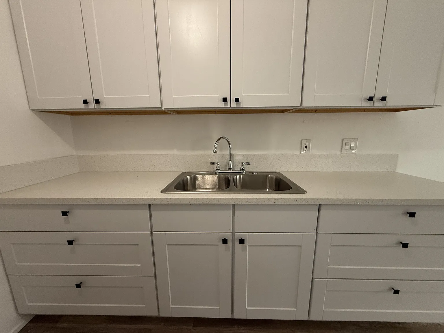 15319 South White Avenue - Q — Photo 3