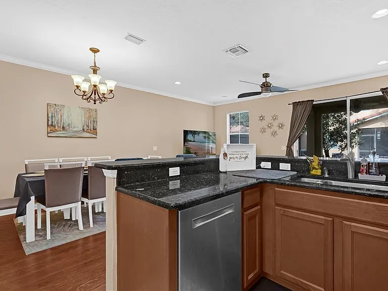 5150 Fiorella Ln — Photo 4