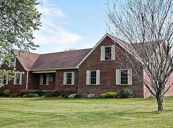 2nd image of 104 Dove Trace Dr