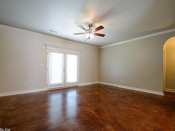 3rd image of 7500 Royal Oaks Dr