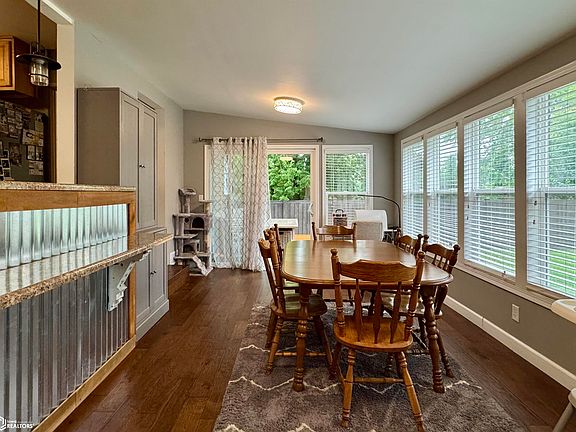 5th image of 435 W N St