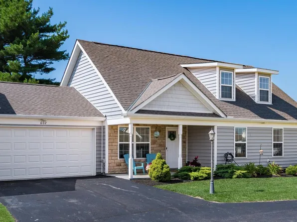 602 Cumberland Meadows Cir, Hebron, OH 43025
