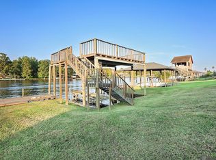 11408 River Highlands Dr, Saint Amant, LA 70774