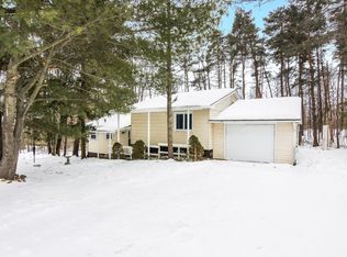 1115 S Carriage Hill Dr, Traverse City, MI 49686