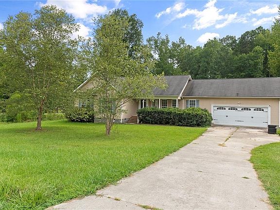 2nd image of 4404 Pine Vista Ln