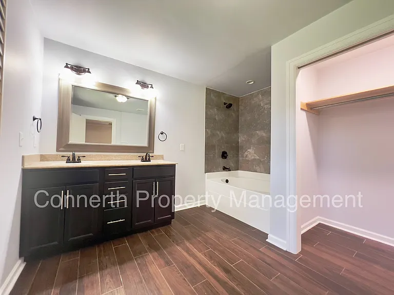 2880 Trough Springs Rd — Photo 15