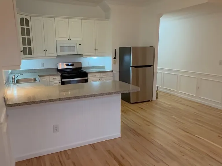 13 N Union Ave #1 — Photo 13