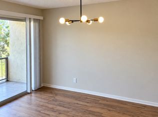 445 S Los Robles Ave #205, Pasadena, CA 91101