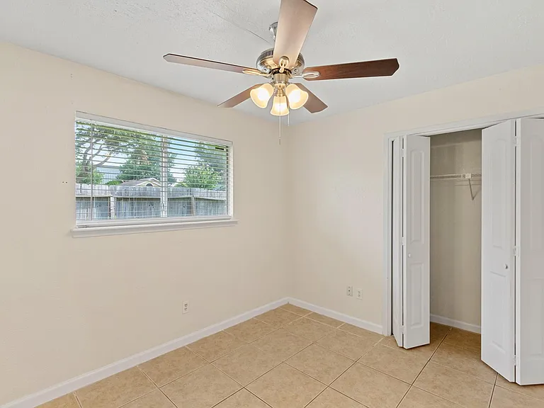 5218 Beaverbrook Dr — Photo 11