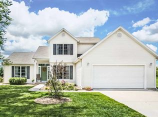 51101 Woods Run Ct, Granger, IN 46530