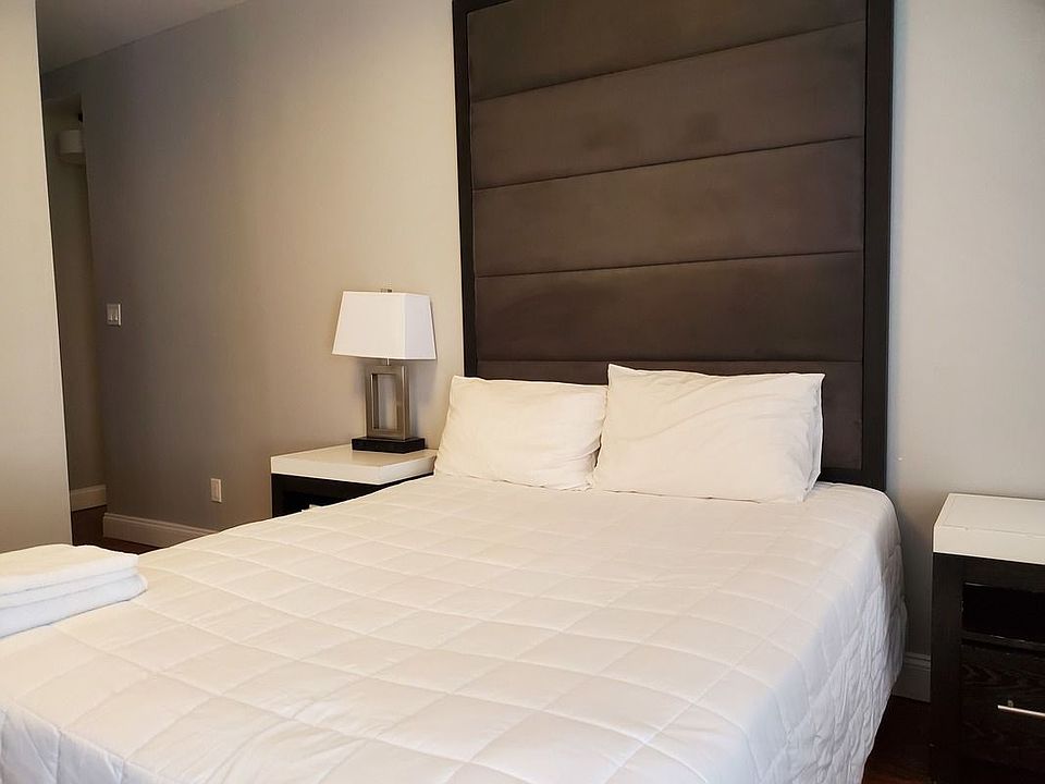 2nd image of 308 W 94th St #326