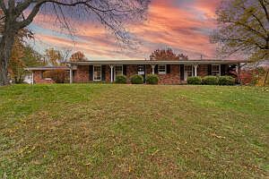 1st image of 306 Rockingham Dr