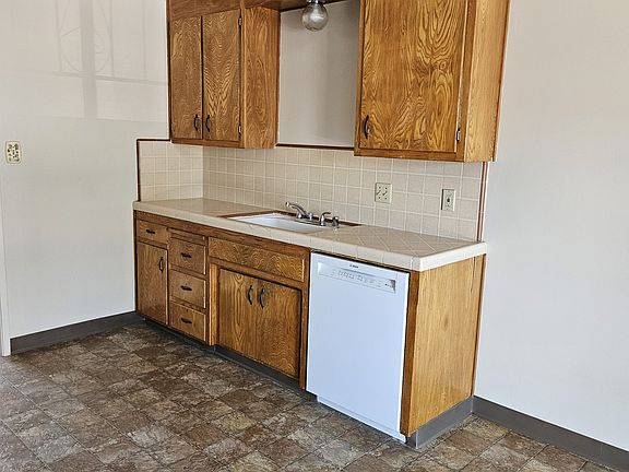 5th image of 150 N 1st St #4