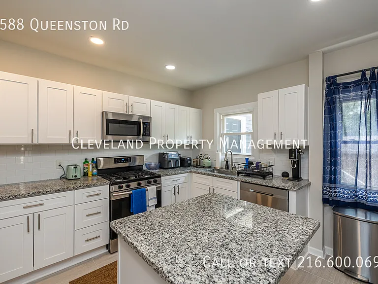 2588 Queenston Rd — Photo 3