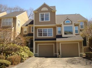 233 Algonquin Trl #233, Trumbull, CT 06611