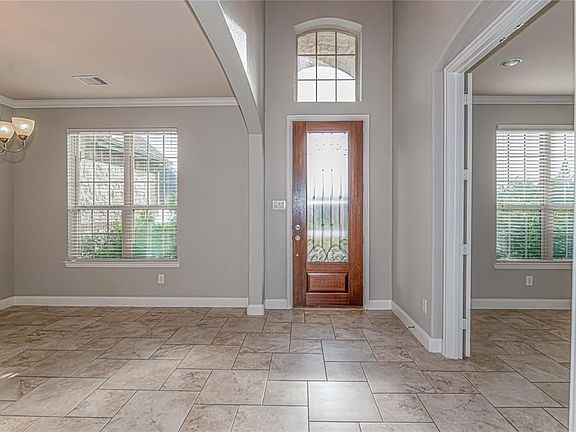 4th image of 17938 Fernwood Bend Dr
