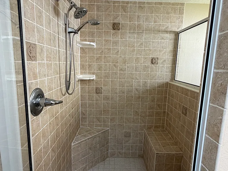 104 Oakwood Ave — Photo 23