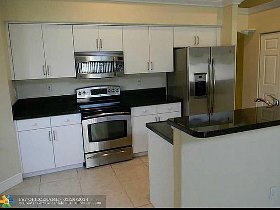 3rd image of 3587 SW 51st St
