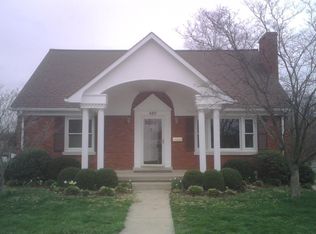 489 Hill N Dale Rd, Lexington, KY 40503