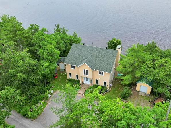 63 Chemin De La Pointe Aux Roches, Pontiac, QC J0X 2G0