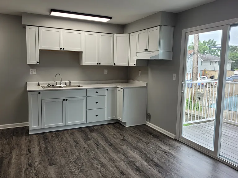 27 Bellview Ct — Photo 1