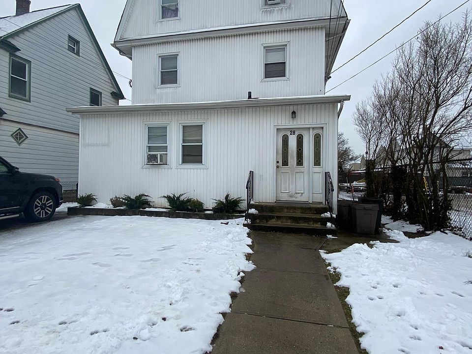 1st image of 28 Brooklyn Ave #4