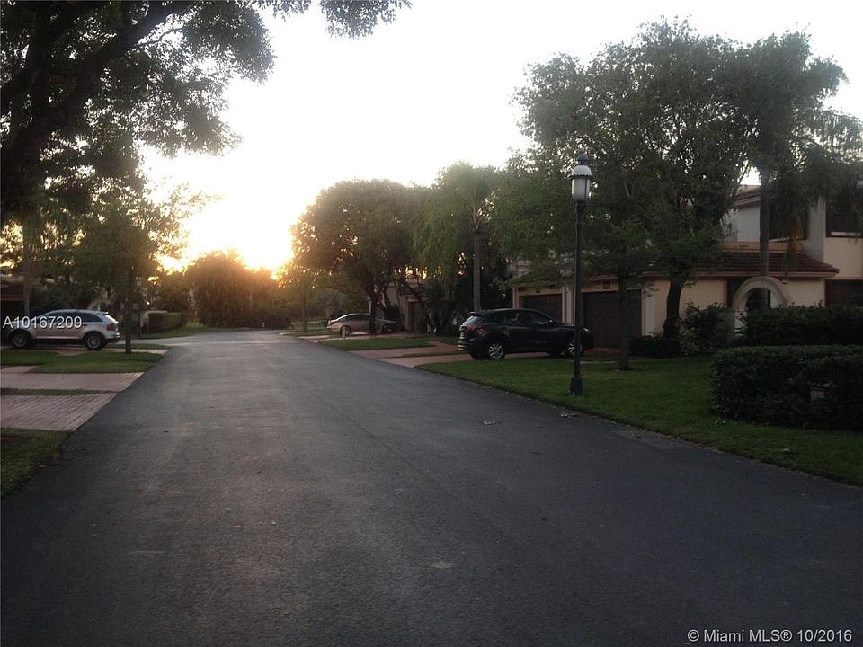 1st image of 9333 NW Fifty Doral Cir N