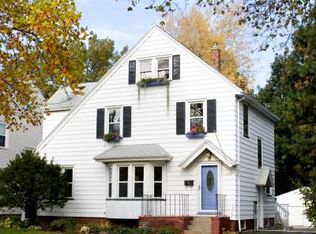 290 Rawlinson Rd, Rochester, NY 14617